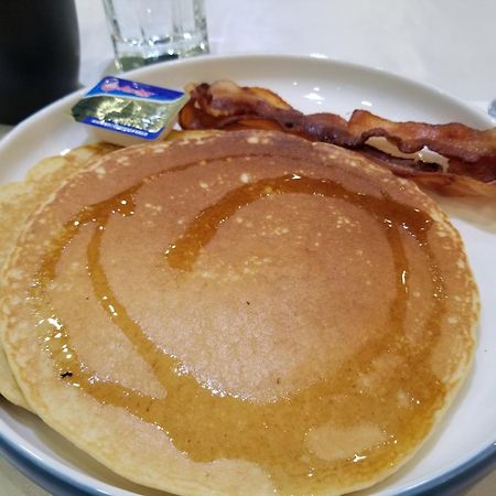 Hotel Americano Garapan Eksteriør billede